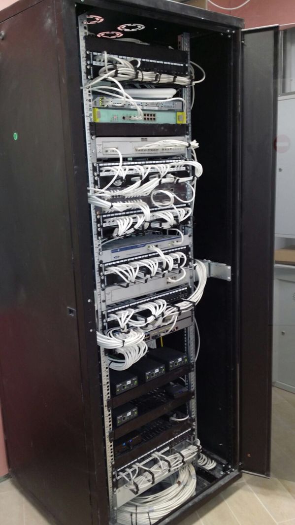MI RED SL instalaciones eléctricas
